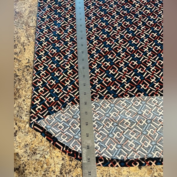 NWT Lularoe Irma Shirt XXS High Low Tunic T-shirt Oversize Black Blue Red - Picture 8 of 16